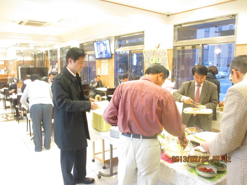 Toyoko Inn Hakata-Guchi Ekimae Fukuoka  Exterior photo